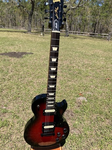 Gibson Les Paul Studio 2021 - Limited Edition Black Cherry Burst Bare Knuckle PU - Picture 2 of 24