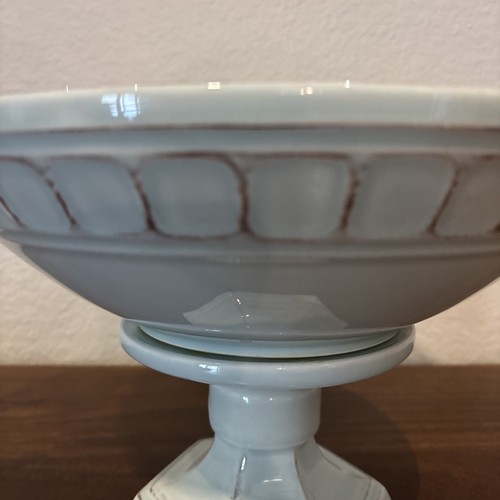VINTAGE FRUIT BOWL Ceramic 12"D x 8"H. Color: Antique Light blue - Picture 3 of 8
