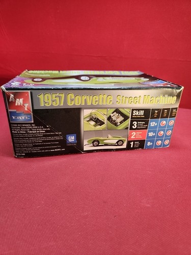 KIT MODELLINO SCALA 1/25 AMT ERTL 1957 CHEVROLET CORVETTE STREET MACHINE #8213 2005! - Foto 5 di 13