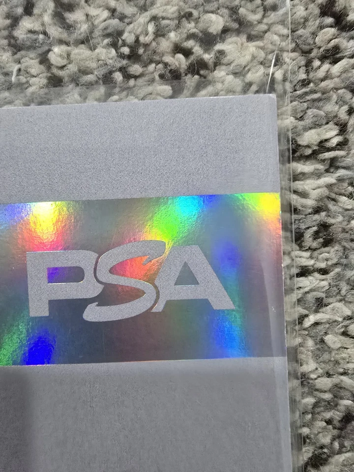 Revista PSA #32 August Kobe Bryant Silver Holo #59/1000 Foto 2 de 4