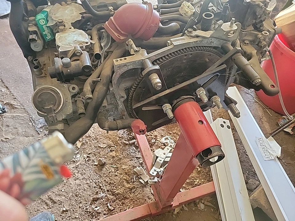 Motor Subaru TURBO cargado de alto rendimiento Foto 4 de 4