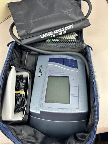 MICROLIFE BLOOD PRESSURE MACHINE Large Size Only. - Picture 4 of 4
