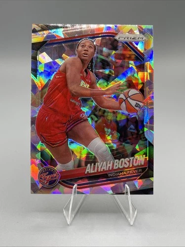 2025 Panini WNBA Prizm #75 Aliyah Boston Cracked Ice Indian Fever