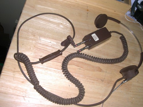 1989 PLANTRONICS STAR-SET SUPRA OPERATORS HEADSET + SPEAKING TUBE + PARTS LIST - Photo 2/7