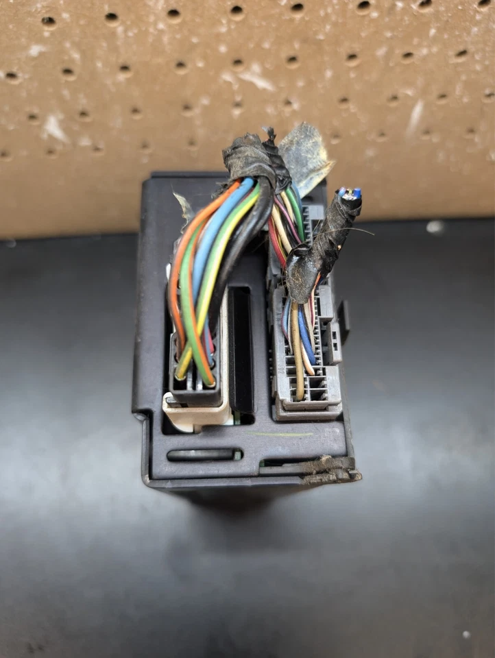 2003 2004 Grand Marquis/Crown Victoria Lighting Control Module 4W7T-13C788-BB - Image 4 of 4