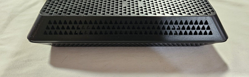Netgear AC1900 Kabel WiFi Modem Router C7000v2 (tylko urządzenie) - Zdjęcie 6 z 9