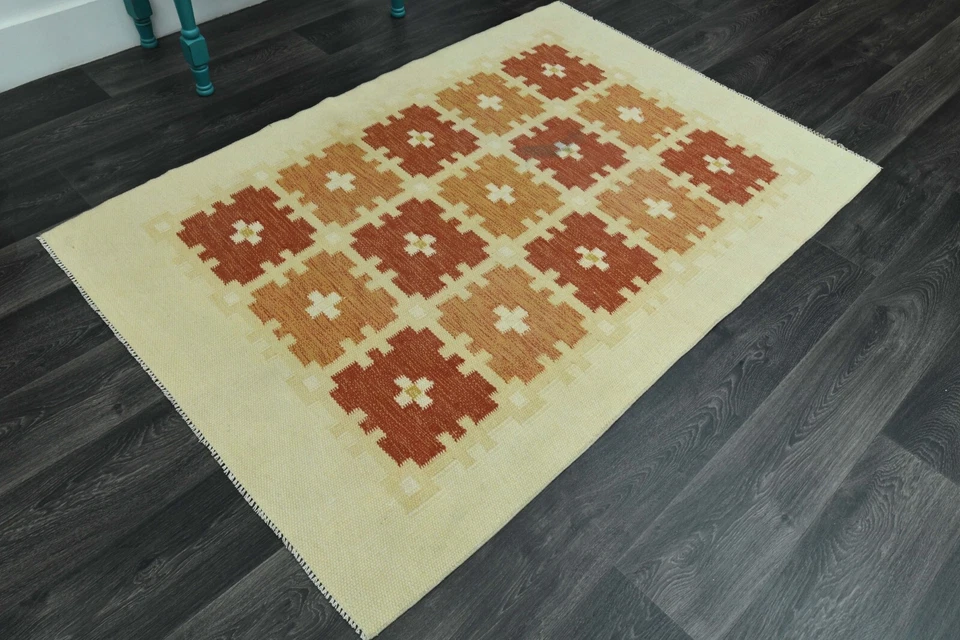 4x5.9 Ft, Neutral Beige Orange Rug, Turkish Rug, Vintage Rug, Oushak Rug - Image 3 of 4