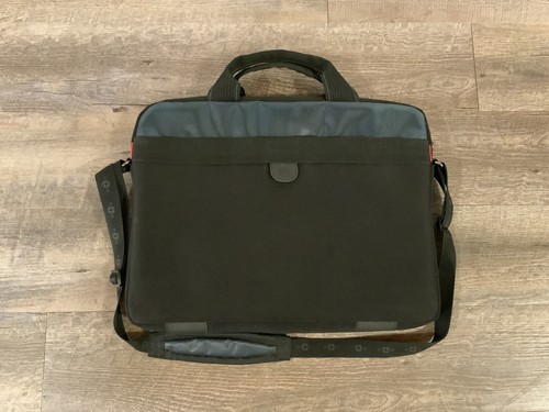 Wenger Swiss Gear Bag Sherpa 17” Laptop Padded Slimcase Shoulder Strap Excellent - Picture 2 of 15