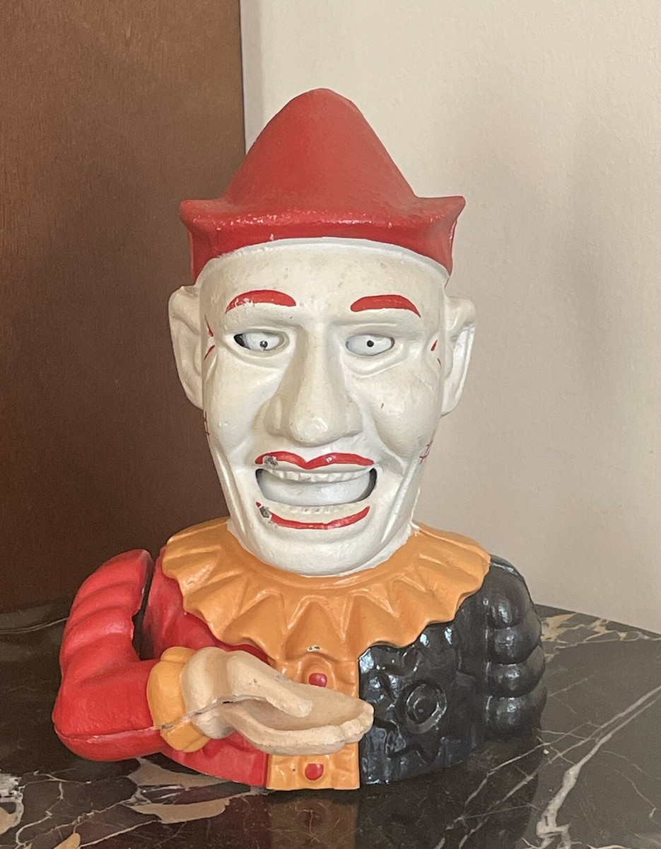 Vintage Clown Cast iron Coin Bank (DEB) Vintage Clown Cast iron Coin Bank (DEB)