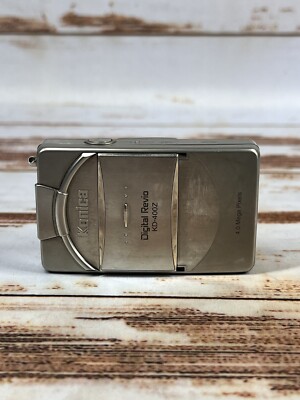 【希少品】コニカ Konica KD-400Z デジタルカメラ Digital Revio KD-400Z - 雑食カメラマンの雑感記