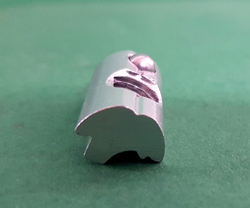 Piedra de ranura de aluminio con bola de resorte de acero inoxidable, giratoria, rosca M8 A13x22 mm - Imagen 3 de 6