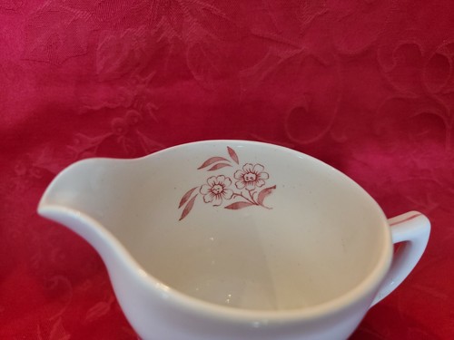 Vintage Wade Hedgerow England Floral Creamer  - Picture 3 of 7