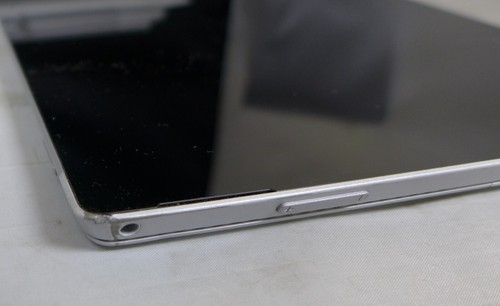 Microsoft Surface Pro 3, 4GB, 128GB, 12", Silver- Screen flickers sometimes - Picture 10 of 11