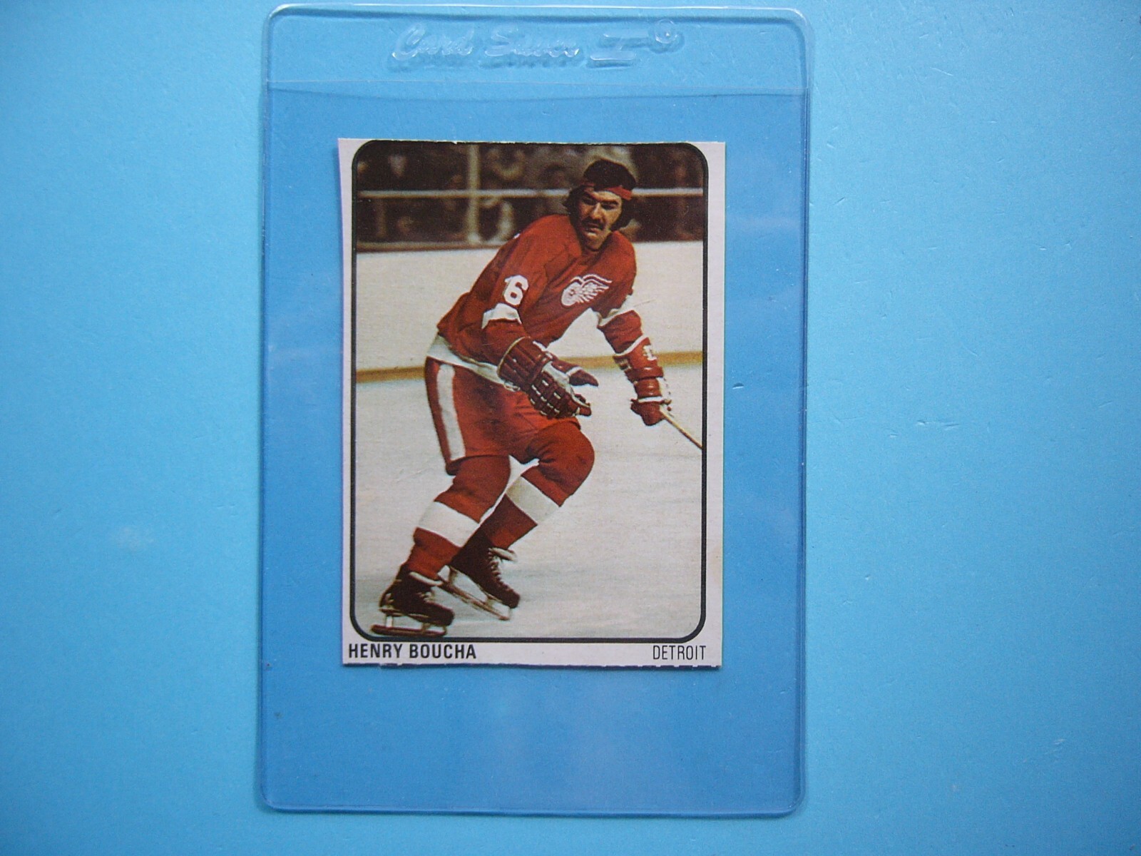 1974/75 LIPTON SOUP NHL HOCKEY CARD #32 HENRY BOUCHA DETROIT RED WINGS