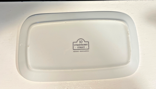 10 Strawberry Street White Butter Dish w/ Cover Dishwasher & Microwave Safe - Picture 6 of 9