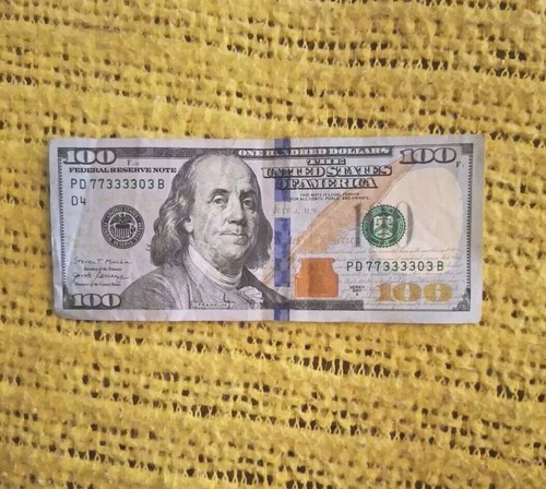 $100 Bill 2017A Series Trinary Fancy Serial Number (PD 77 3333 03 B) - Picture 2 of 3