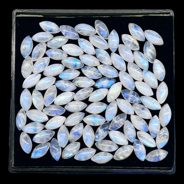 40 Pcs Natural Rainbow Blue Moonstone 12x6mm Marquise Loose Cabochon Gemstones 40 Pcs Natural Rainbow Blue Moonstone 12x6mm Marquise Loose Cabochon Gemstones