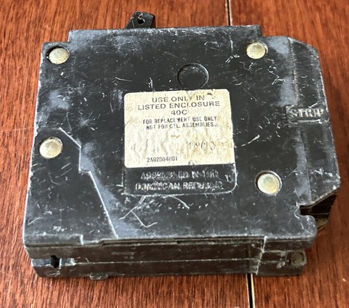 Thomas Betts T&B TBBR2020 Twin Tandem 1 Pole 20 Amp Breaker - Picture 2 of 4
