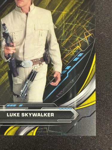 Luke Skywalker 2024 Topps cromo negro Star Wars amarillo refractor láser/75 #3 - Imagen 4 de 10