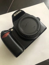 Nikon D40 camera body only As Is For Parts