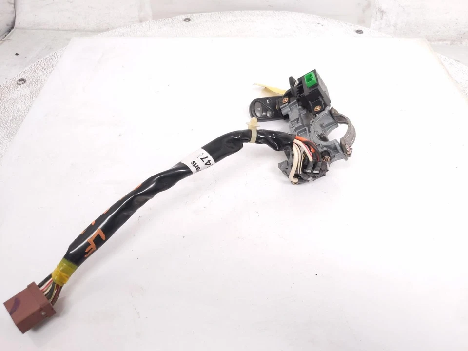 2000-2003 Honda S2000 Ignition Switch W/Key & Trans Mod - 06350-S2a-A01za - Image 4 of 4