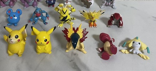 Pokemon Moncolle Set 22 Teile Tomy Figur Kostenloser Versand FEDEX - Bild 5 von 6