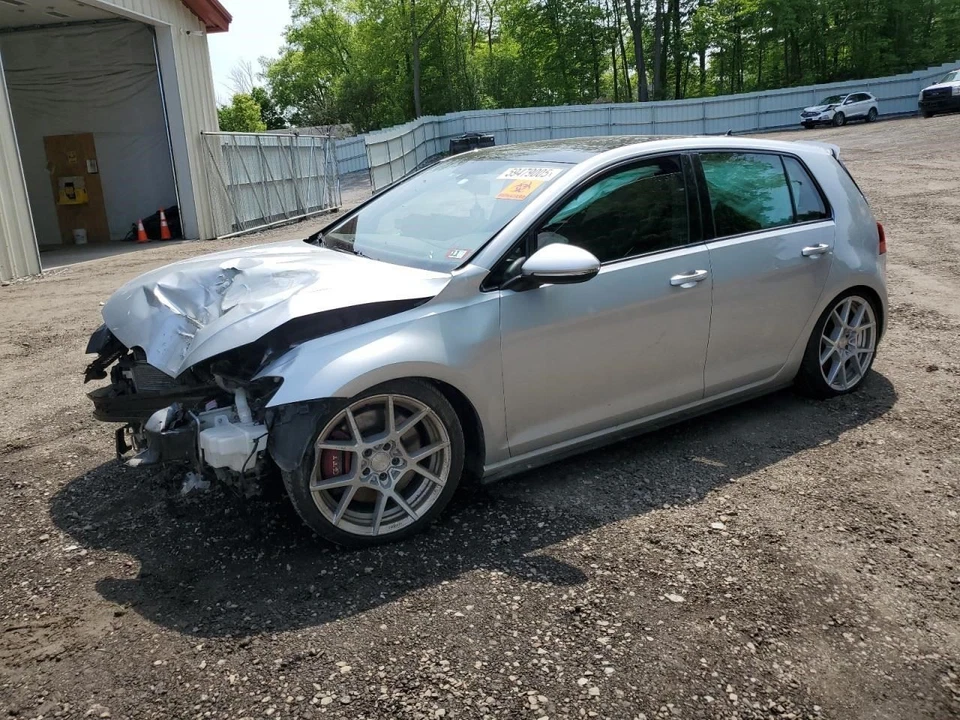 (LOCAL PICKUP ONLY) Passenger Right Front Door 4 Door Fits 15-21 GOLF GTI 202214 Foto 3 de 4