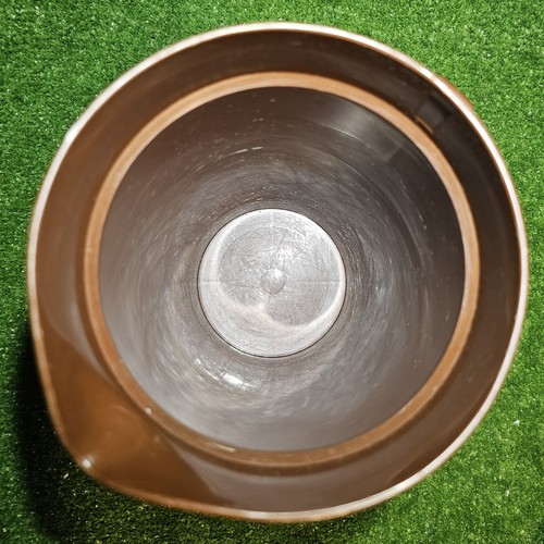 Vintage Tupperware 2 Quart Brown Pitcher Push Button Lid #800-5 US - Picture 5 of 6