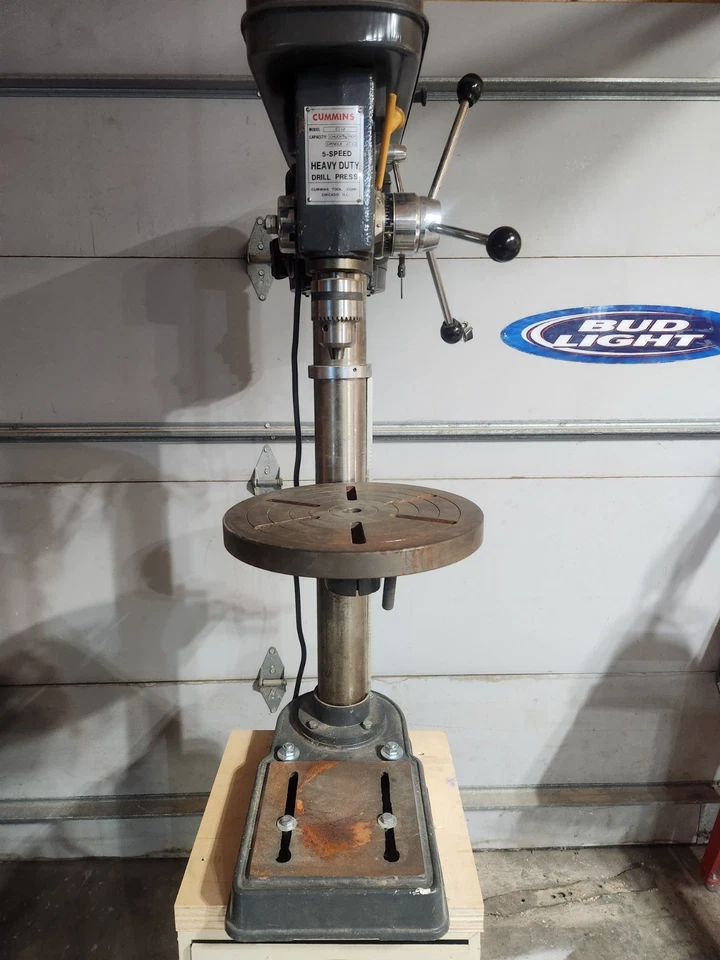 Taladro prensa de alta resistencia Cummins 5/8" 5 velocidades. Caballo 110 voltios 1/2. Mejor oferta de $100 Foto 3 de 3