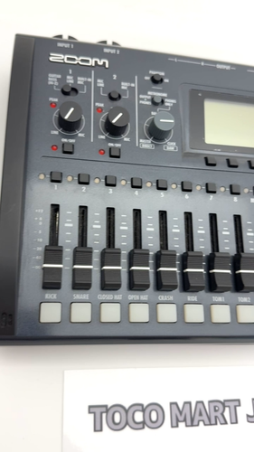 ZOOM R8 Multitrack 8 Track Digital Recorder Sampler With Adapte From Japan #0023 - Video 1 of 1