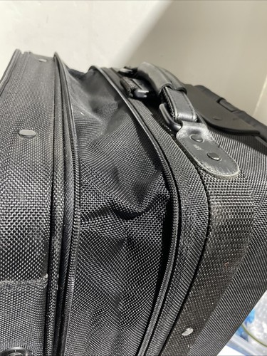 Briggs & Riley Baseline 22”Black Expandable Carry On Luggage - Picture 13 of 18