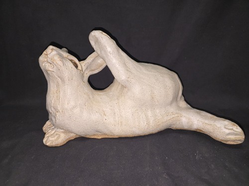 Studio pottery rabbit statues signed Eagles 2002 Pair - Picture 7 of 24