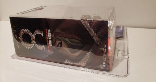McFarlane Ultima Online: Lord Blackthorn's Revenge - Warlord Kabur 6" Figure - Picture 4 of 7