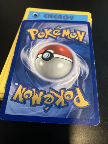 WATER ENERGY 132/132 Gym Heroes Set Pokemon Card TCG WOTC - Picture 2 of 2