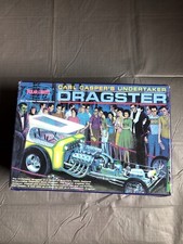 Polar Lights 5014 1/25 Scale Carl Casper's Undertaker Dragster Plastic Model Kit