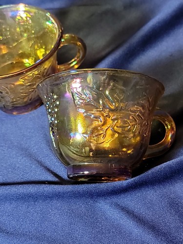 2 Vtg Carnival Glass Princess Tea Cups Marigold Grapes Leaves Iridescent - Picture 2 of 4