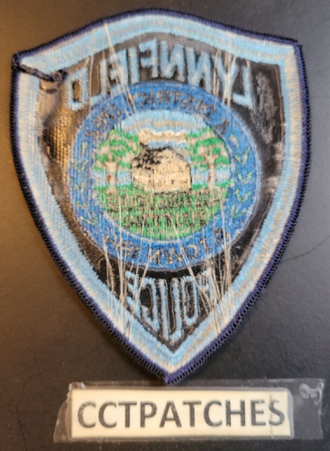 LYNNFIELD, MASSACHUSETTS POLICE SHOULDER PATCH MA - Picture 2 of 2