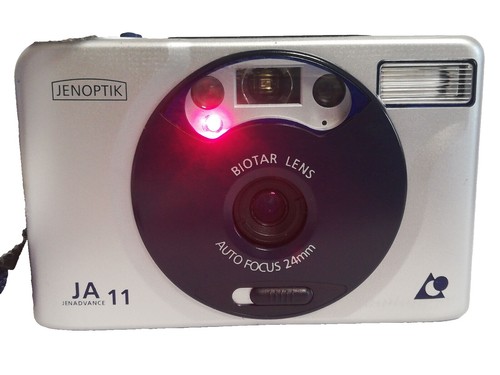 MRH-O75VF OLYMPUS製フィルムカメラ ｉZOOM75VF Olympus i Zoom 75 VF 28-75mm Compact 35mm Film Camera From
