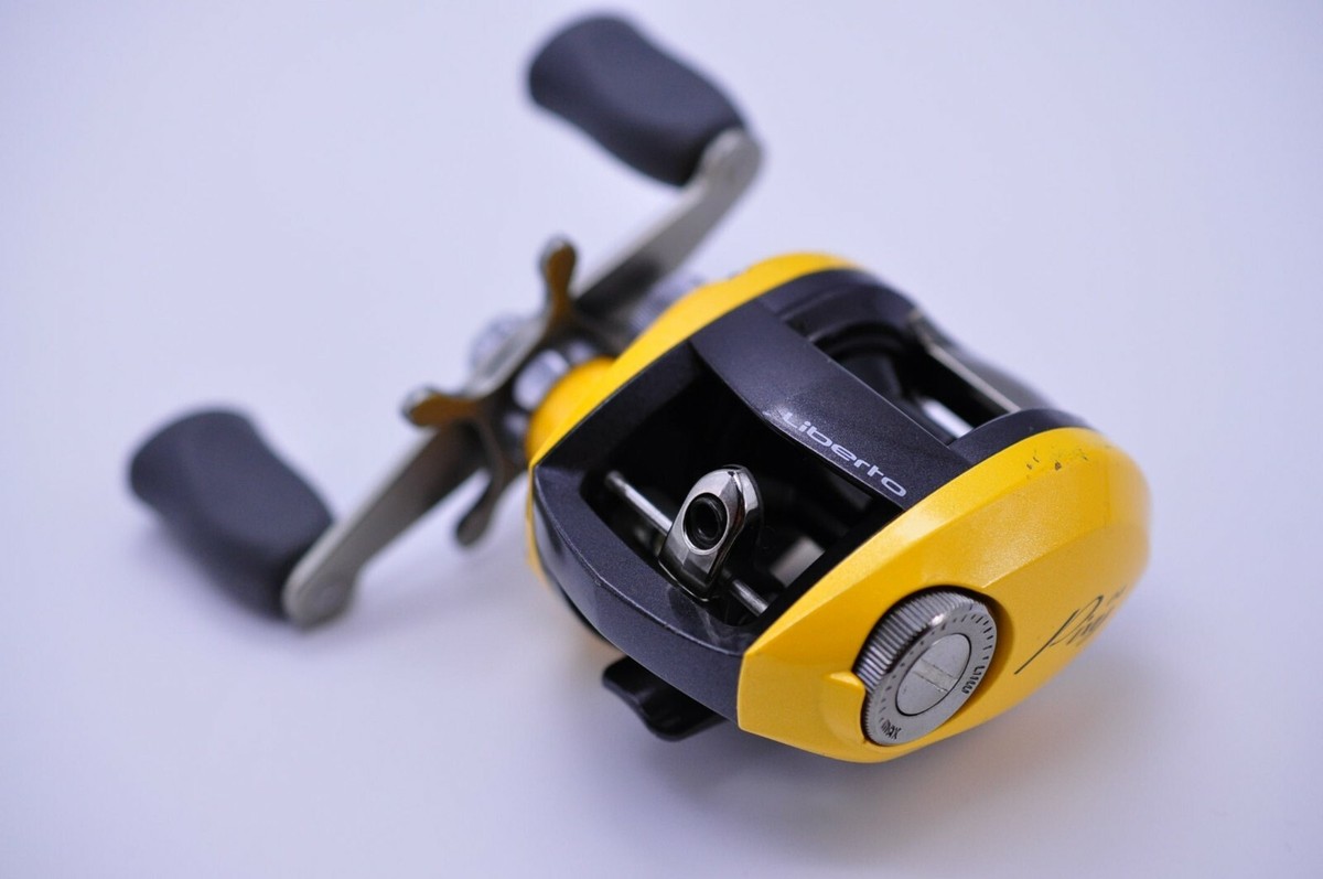 Daiwa Liberto Pixy Yellow Pearl 5.8:1 Gear Right Handle Daiwa Liberto Pixy Yellow Pearl 5.8:1 Gear Right Handle