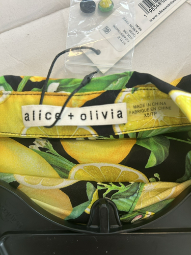Alice & Olivia Willa Silk Blouse XS Lemon Tree Exclusive New With Tags - Picture 8 of 11