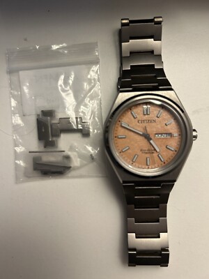 Citizen Herrenuhr Forza Three Hand Eco Drive Salmon