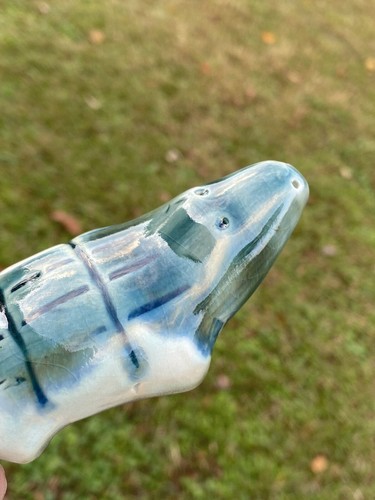 McCARTY POTTERY MERIGOLD MISSISSIPPI DELTA JADE ALLIGATOR 5 1/4" HANDMADE SIGNED - Picture 5 of 6