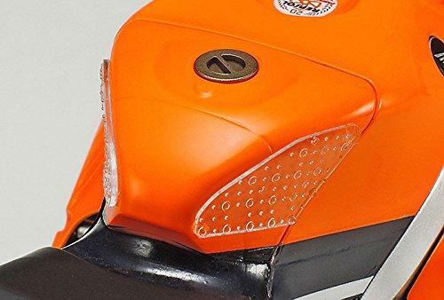 Kit modellino moto corsa Tamiya scala 1/12 Repsol Honda RC213V '14 0831 - Foto 5 di 8
