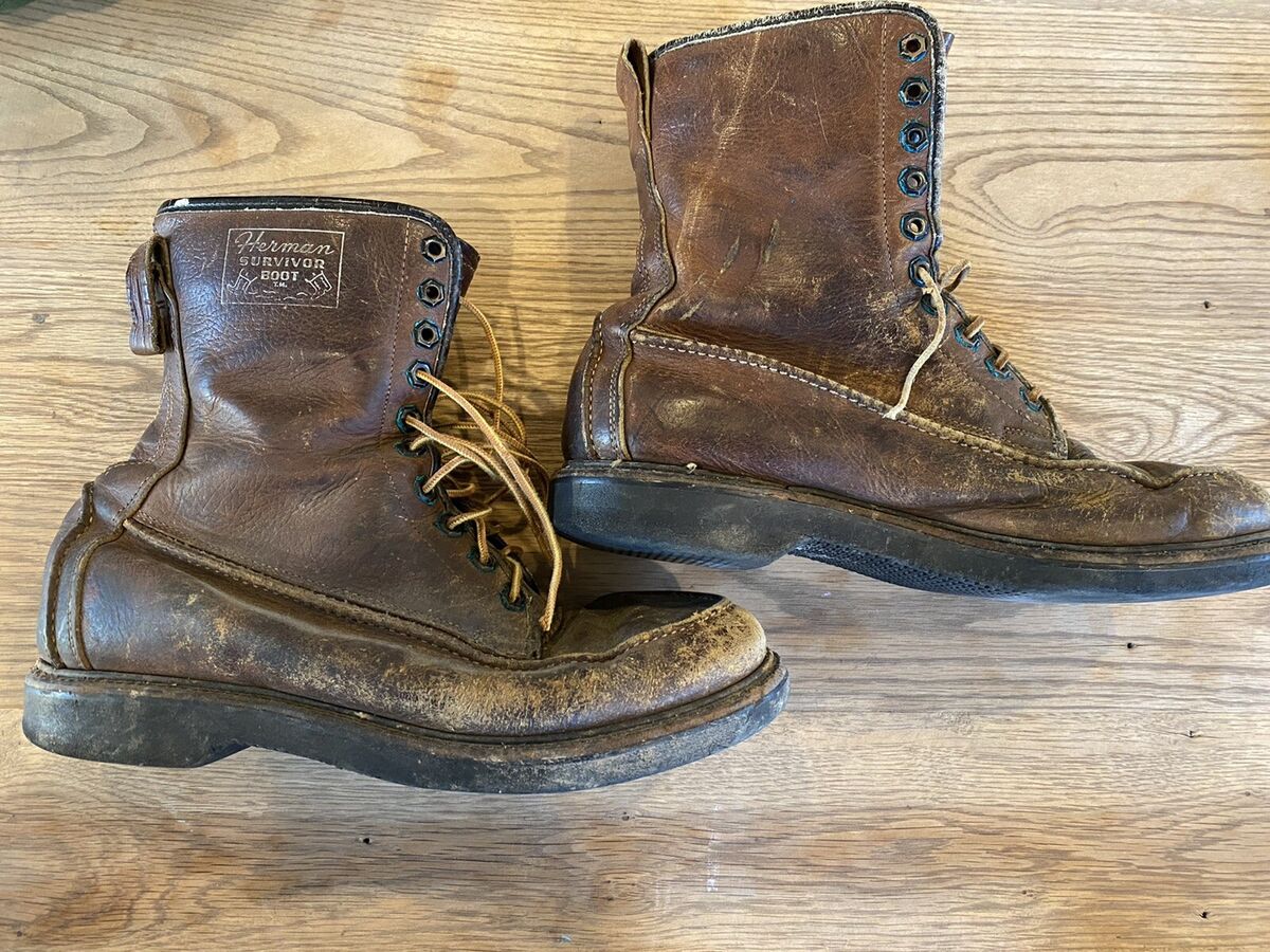 Amazing Vintage Herman Survivor Boots Mens Size 10 Insulated 20 Moccasin Toe