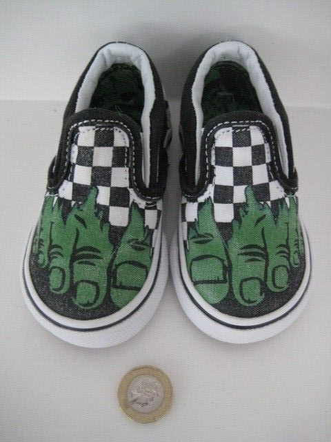 infant marvel vans