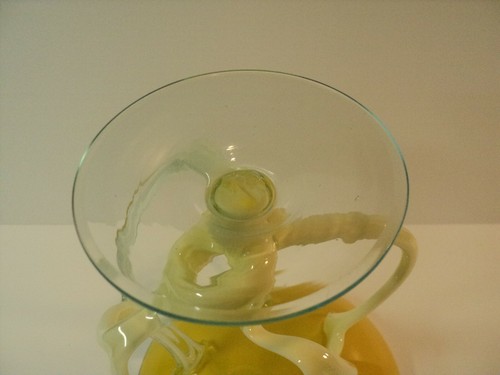 Compote, Hand Blown Art Glass, Jellyfish looking. Yellow, large piece. Unique - Picture 7 of 7