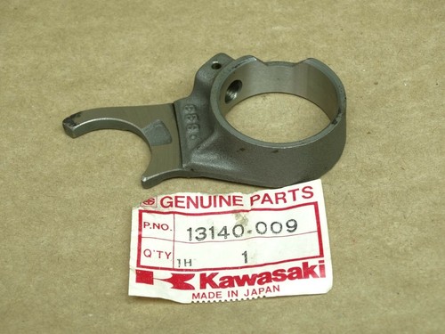 NOS OEM Kawasaki G3 G4 G5 KD100 KE100 KH100 KM100 MC1 3rd Shift Fork 13140-009 - Picture 1 of 8