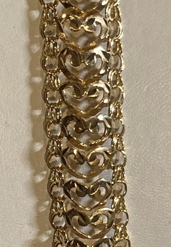 14K Yellow Gold Medium Wide Diamond - Cut Heart Mesh Link Bracelet 7.5 Inches - Picture 2 of 8