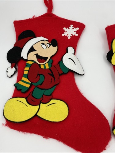 Medias de fieltro de Navidad Mickey y Minnie aplique 3D rojo verde 16 pulgadas Disney - Imagen 2 de 8