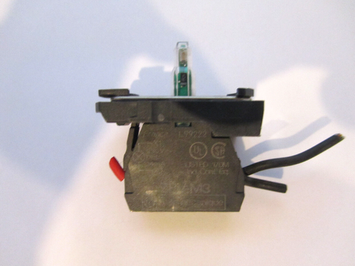 TELEMECANIQUE SCHNEIDER ELECTRIC ZBVM3 LIGHT BLOCK LED GREEN STEADY + MOUNT USED - Picture 2 of 7
